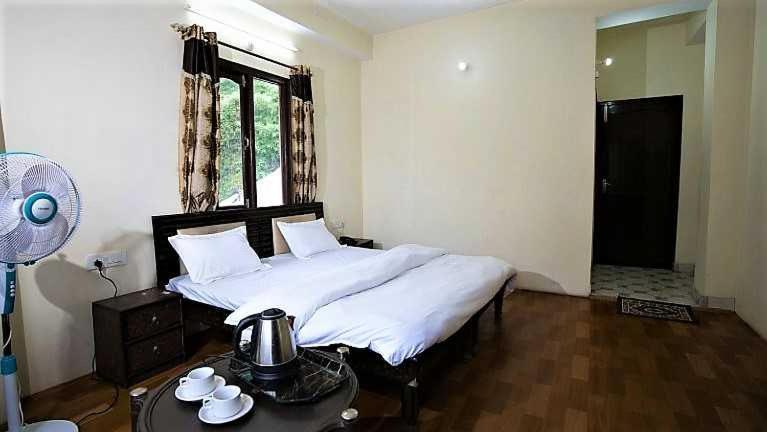 Hotel O New Shushant Regency شيملا المظهر الخارجي الصورة